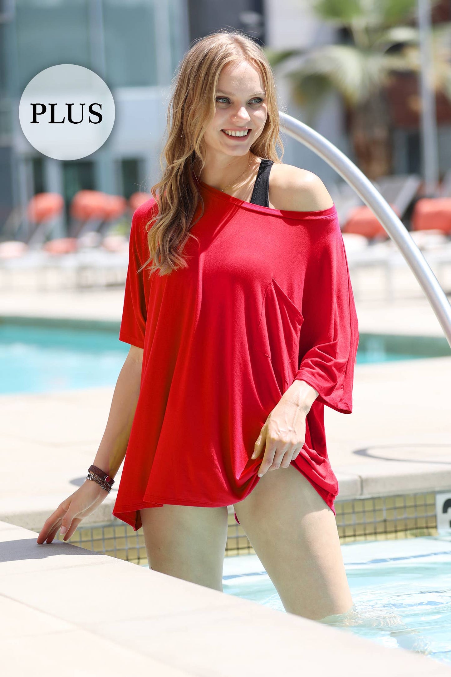 PLUS SIZE LUXE RAYON OVERSIZED ROUND NECK FRONT POCKET T: LTOLIVE-137364 / 1X
