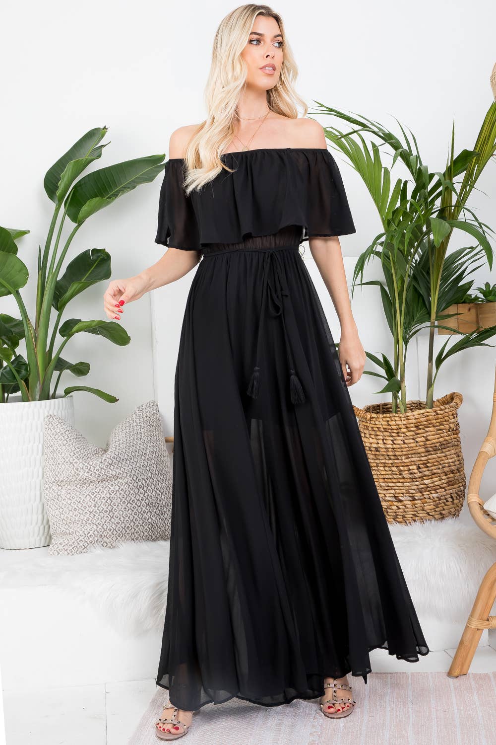 OFF-SHOULDER MAXI DRESS: Black / Contemporary / L