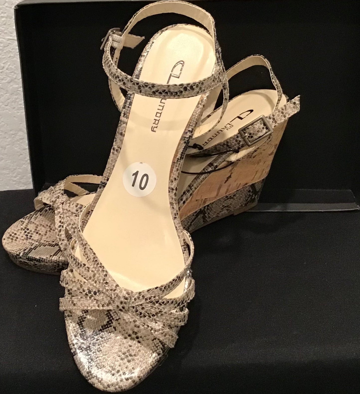 Tiger print/beige wedge heel/ 10M