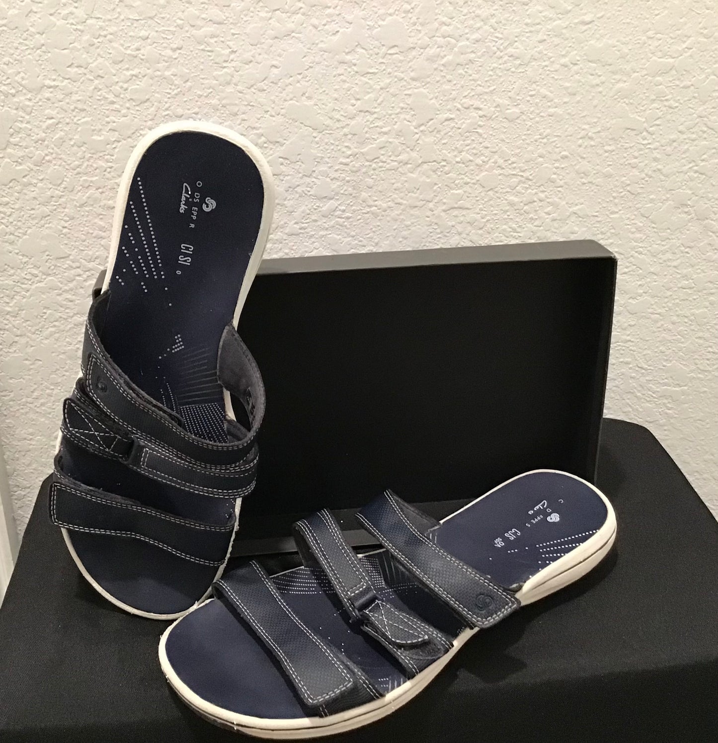 Clark sandals- blue / 10M