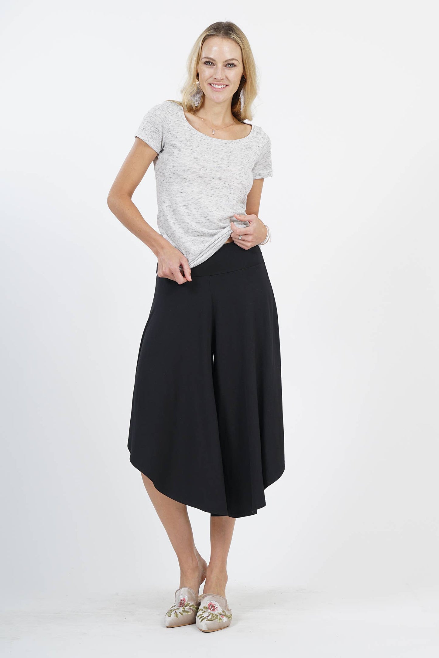 Draping layer foldover pants: BLACK-47134 / XL