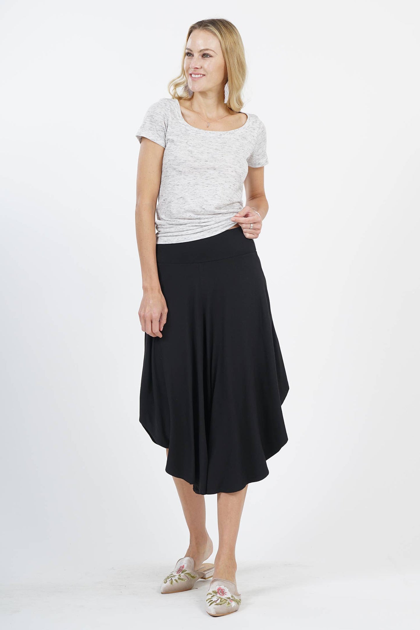 Draping layer foldover pants: BLACK-47134 / XL