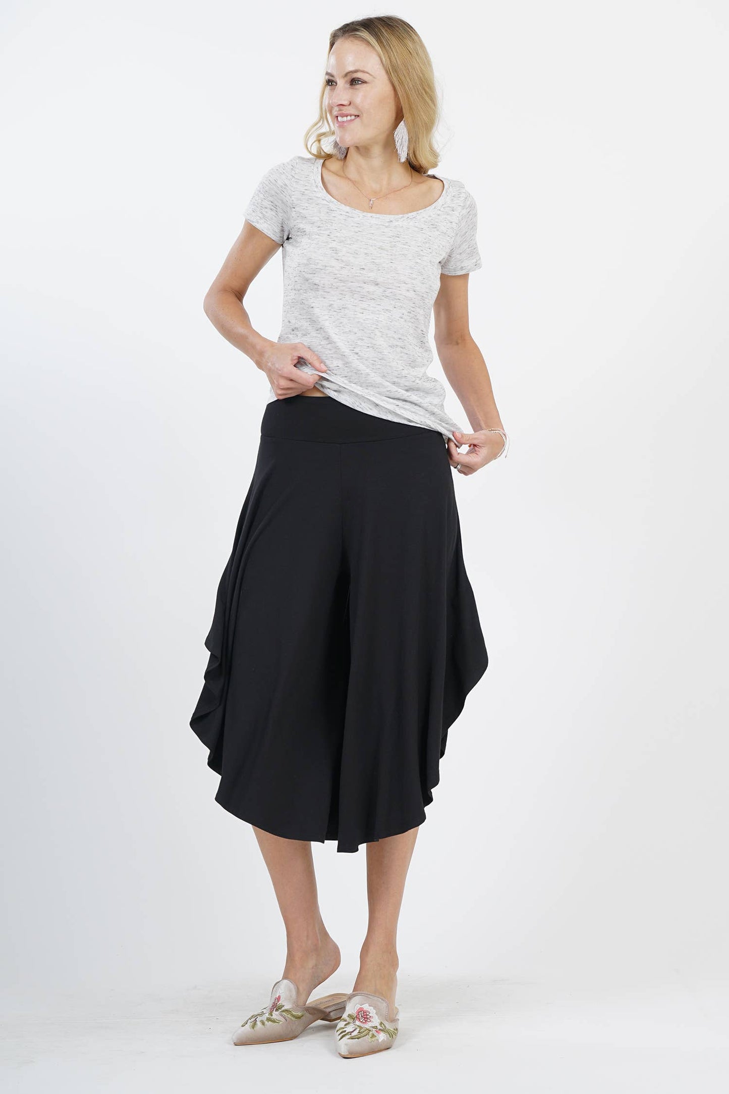 Draping layer foldover pants: BLACK-47134 / XL