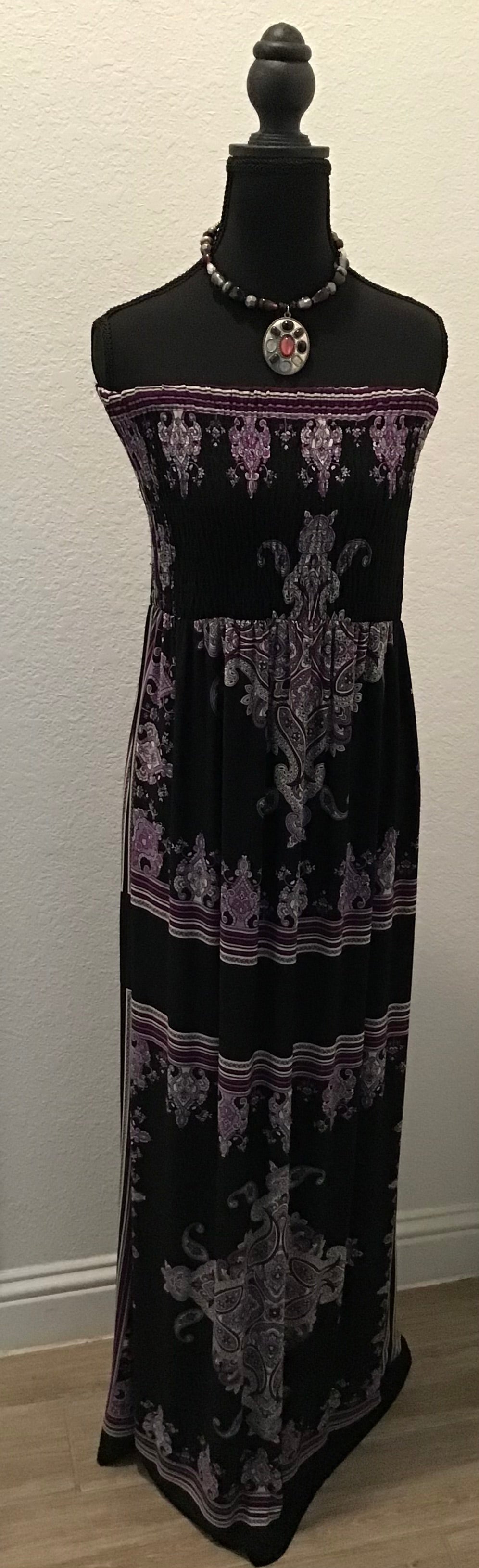 Maxi dress-black w/print