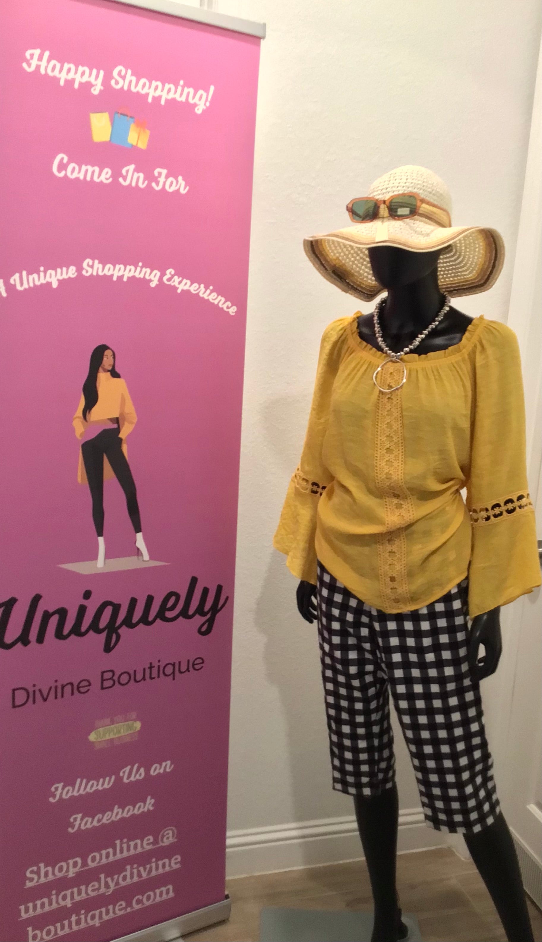 Sunny Chic & Checkered Sleek Outfit!
