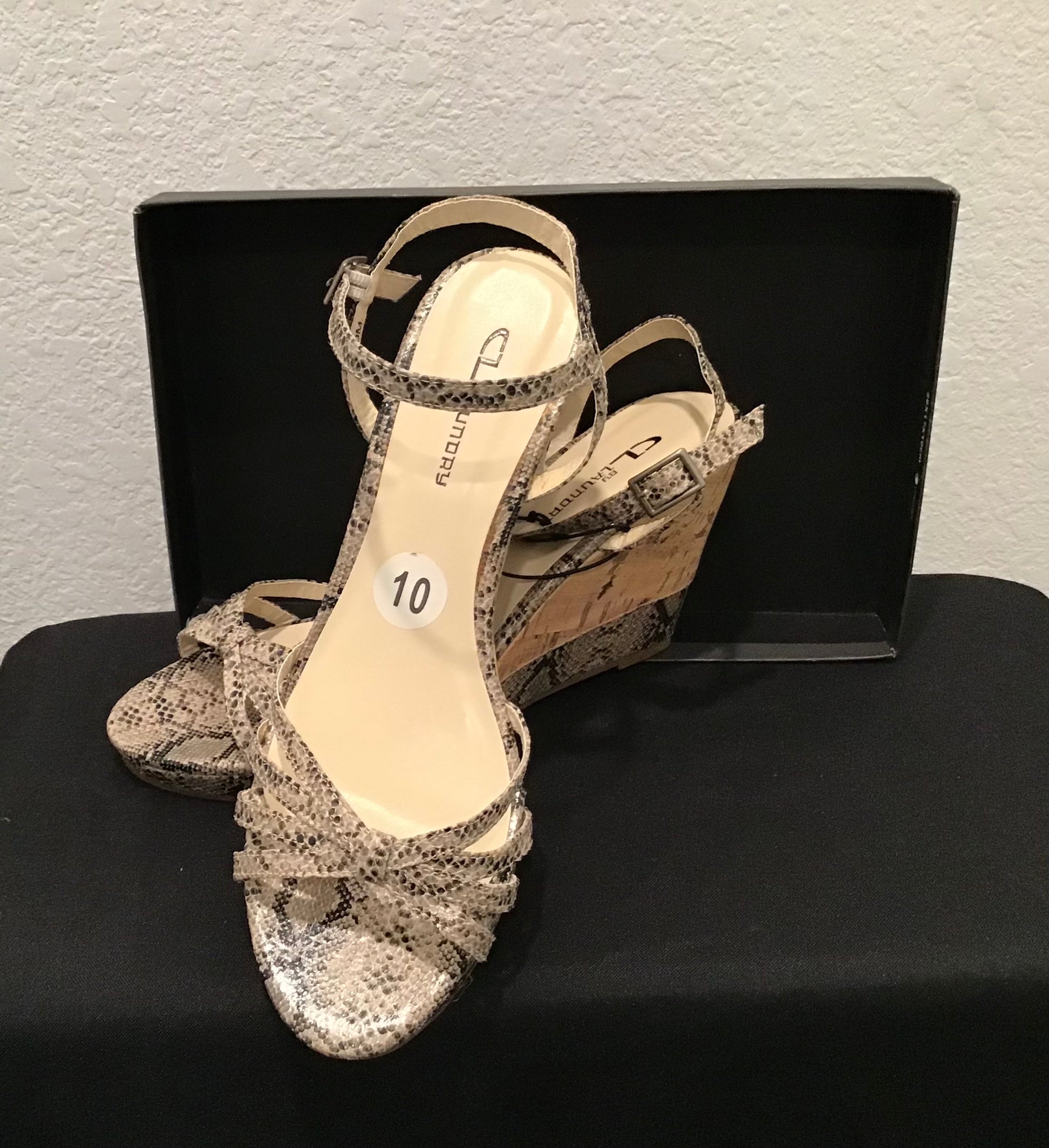 Tiger print/beige wedge heel/ 10M