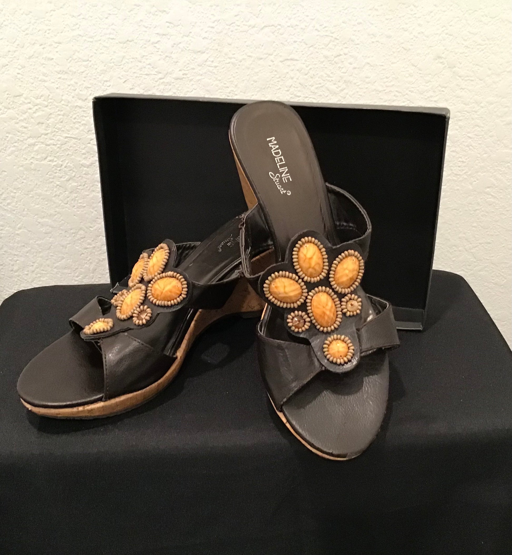 Brown/Yellow wedge heel sandals/ 10M